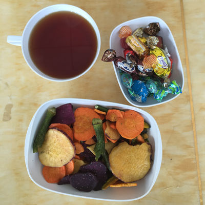 購入 健康な食糧シャキッとした乾燥された果物と野菜は軽食を揚げたサツマイモの破片を混合した online manufacture