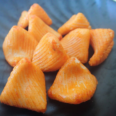 購入 塩辛く甘いチャーハンのクラッカーの半柔らかい日本の米のクラッカーの組合せ online manufacture