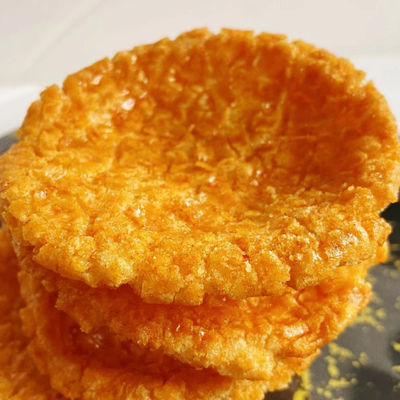 購入 円形のSenbeiの米のクラッカーOEMの低カロリーの0.3 Kgをライス ケーキ online manufacture