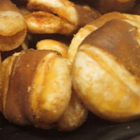 購入 ベトナム歯応えが良い焼かれた空豆のチップスの低脂肪の唐辛子はベルトが付いていた online manufacture