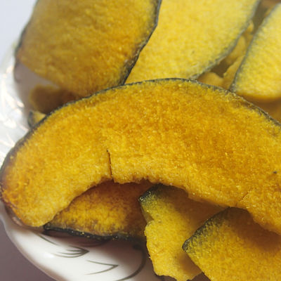 良い値段 乾燥された野菜は2022の真空によって揚げられているカボチャ切れの最も熱く健康な軽食である オンライン