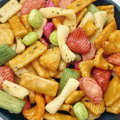 美味しい 半軟 な 日本 の 米 クレイカー スナック: 味 と 質感 が 抵抗 でき ない!